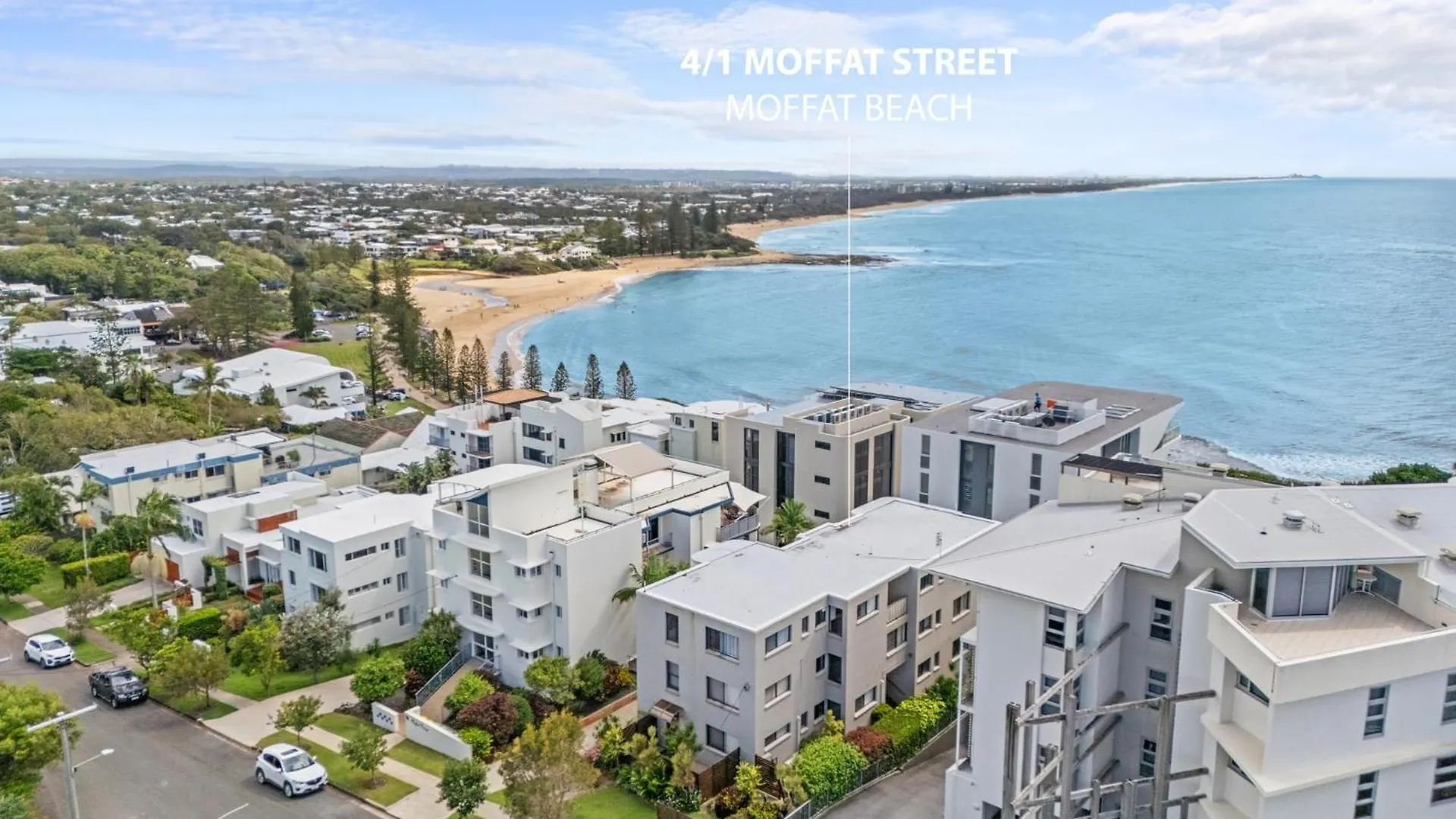 Bright 2-Bed Top-Floor Flat Near Moffat Beach Caloundra Apartment